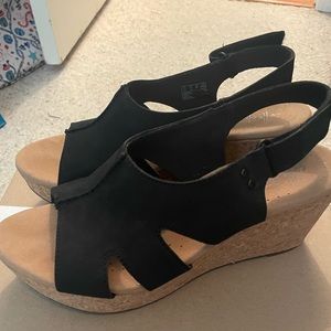 Black Clark’s wedges